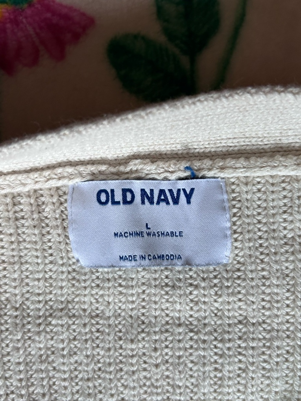 Old Navy Cream Button-Up V-Neck Women's Cardigan - Picture 2 of 6